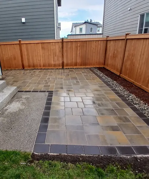 Featured Work - Victorian Paver Installation with Black Border in Seatac 